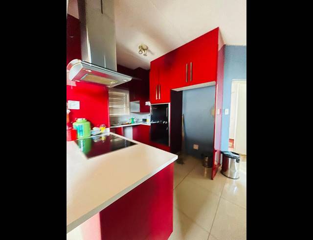 2 BEDROOM APARTMENT FOR SALE IN MONDEOR